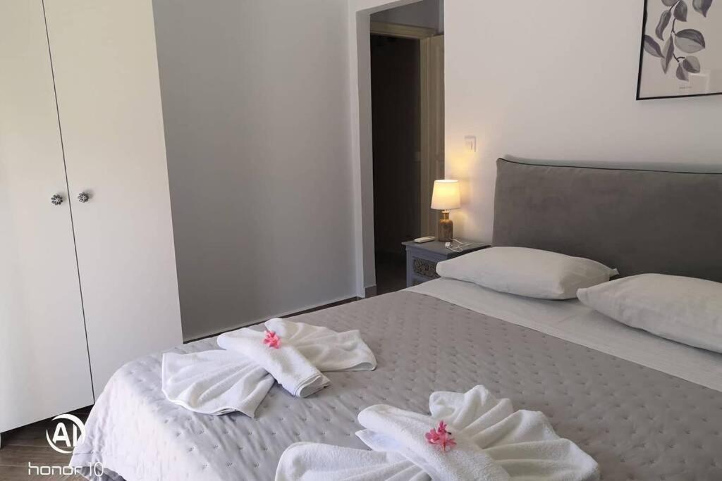 Lefko'S House- Contemporary, Fully Renovated House Villa Kassiopi Luaran gambar