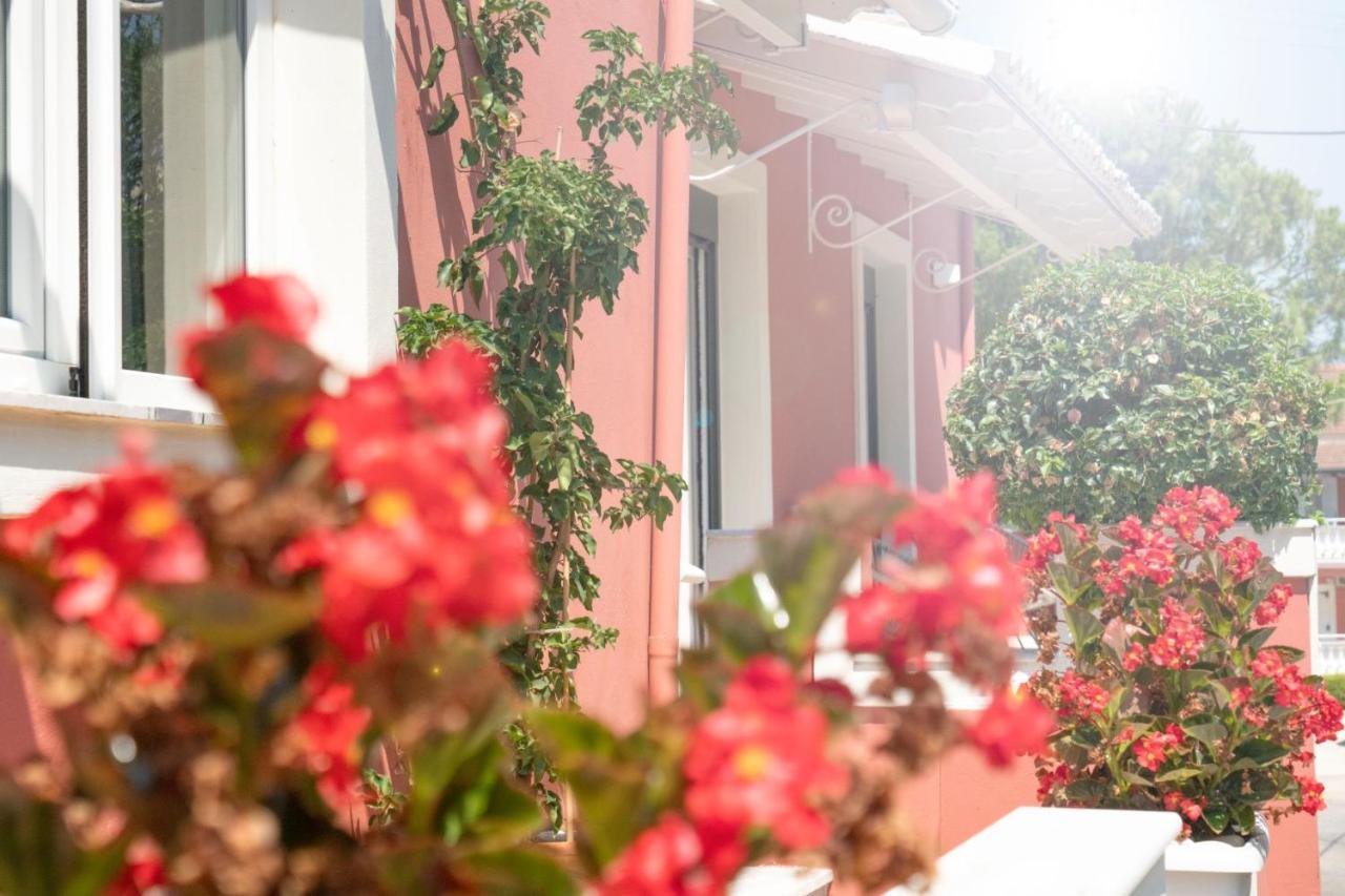 Lefko'S House- Contemporary, Fully Renovated House Villa Kassiopi Luaran gambar