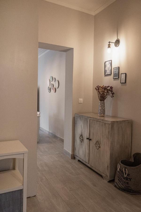 Lefko'S House- Contemporary, Fully Renovated House Villa Kassiopi Luaran gambar